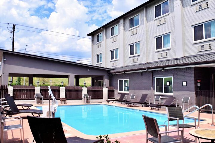 Outdoor pool