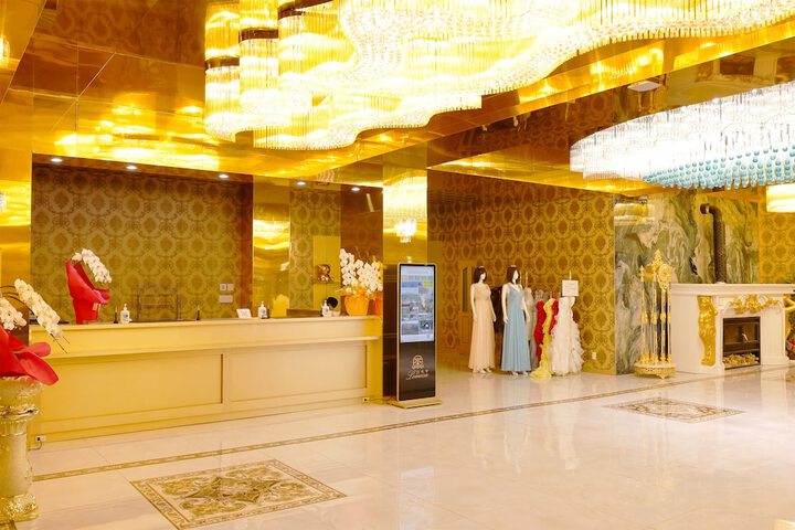 Hotel 7 of 185