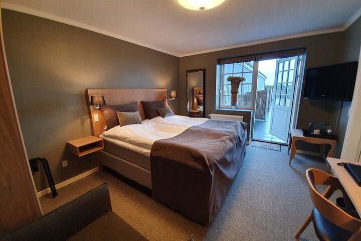 Room 15 of 53