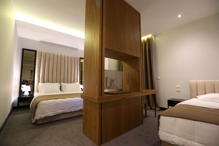 Room 11 of 47