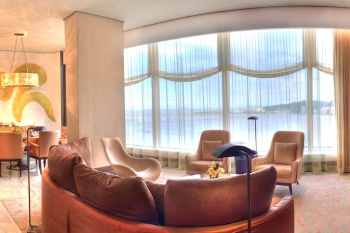 Hotel Interior 4 of 61