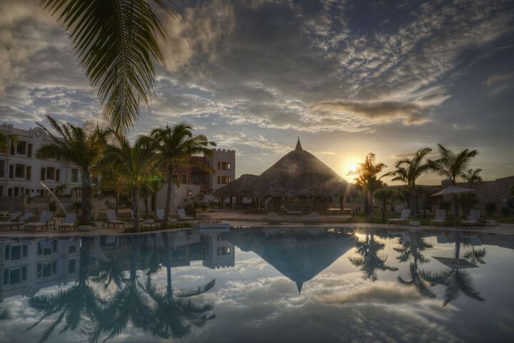 Pools & Facilities