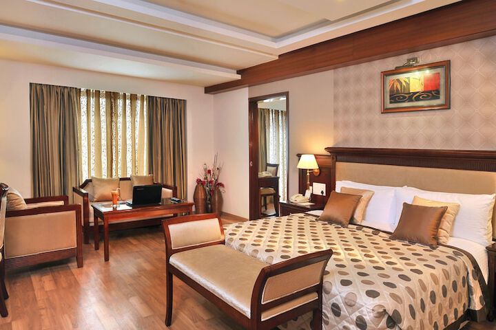 Room 27 of 52