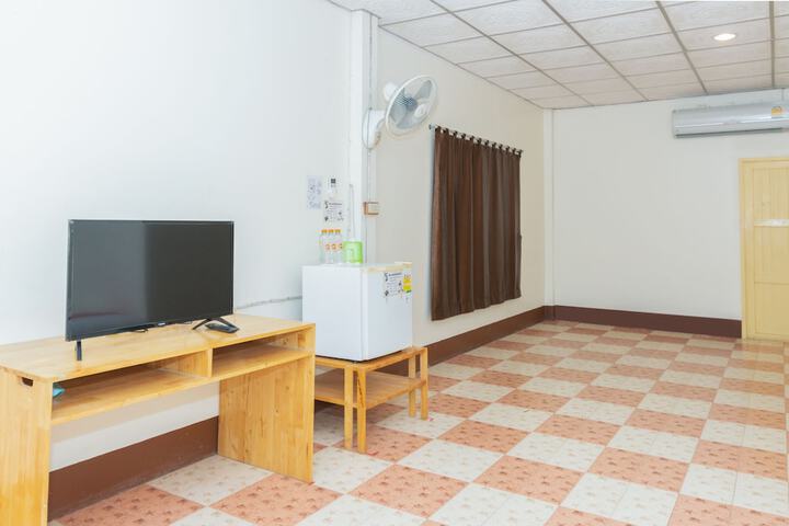 Room 26 of 83