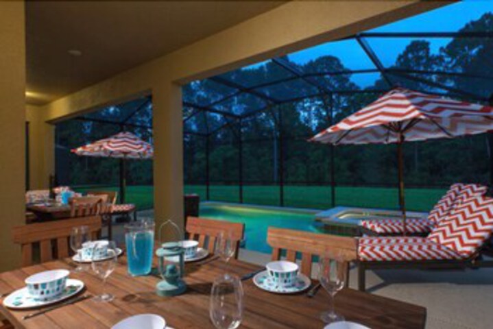 Terrace/Patio 3 of 18