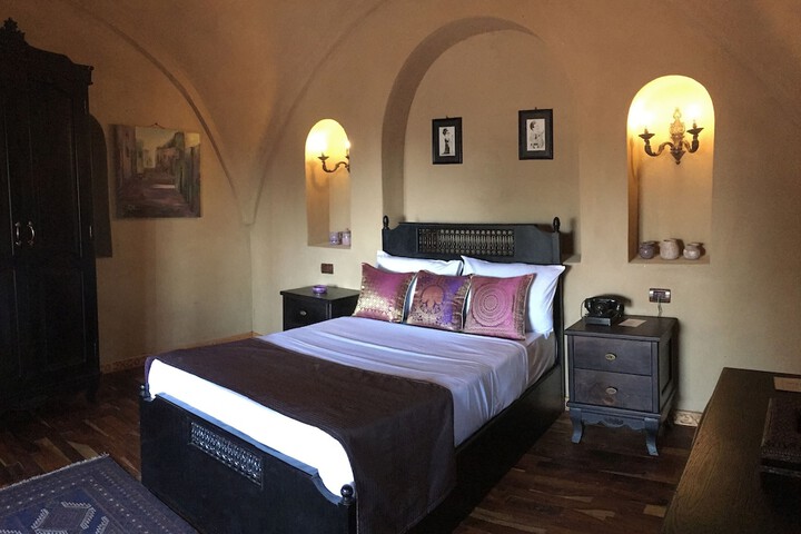 Room 92 of 193
