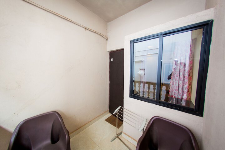 Room 32 of 144