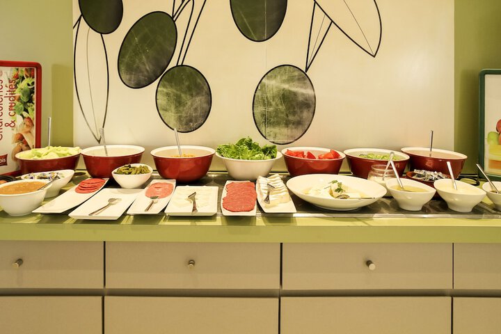 Dining 40 of 74