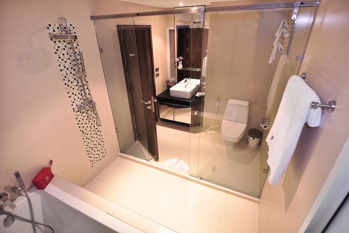 Clean Restrooms