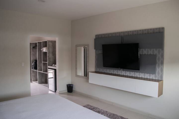 Room 11 of 35