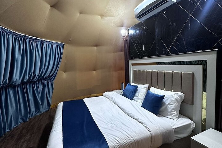 Room 12 of 88