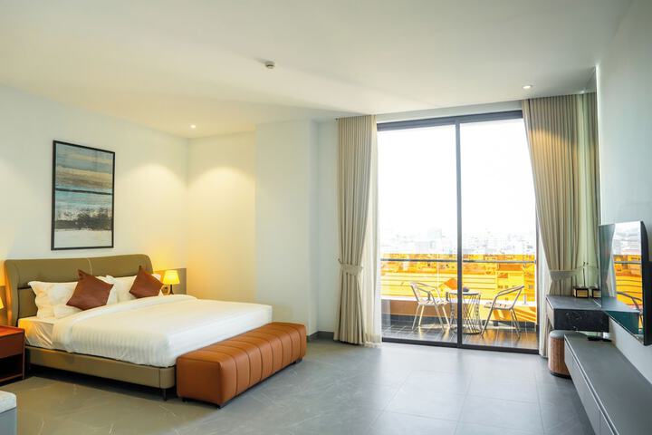 Room 28 of 156
