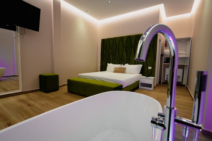 Room 2 of 26