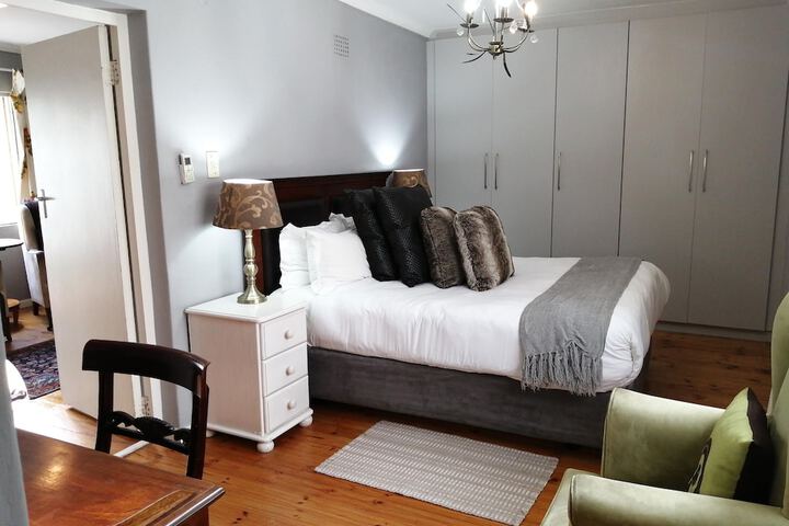 Room 10 of 46