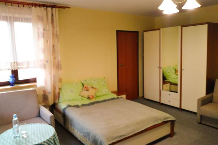 Room 10 of 26