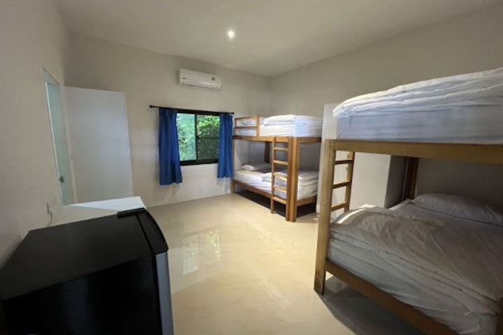 Room 5 of 61