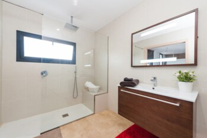 Room 5 of 23