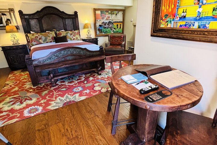 Room 82 of 285