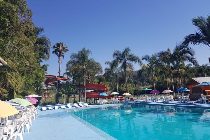 Pool 28 of 50