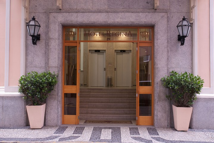 Hotel 2 of 58