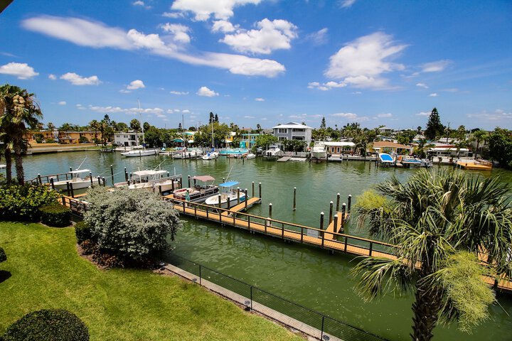 2 Queen Beds Marina View (4 of 15)