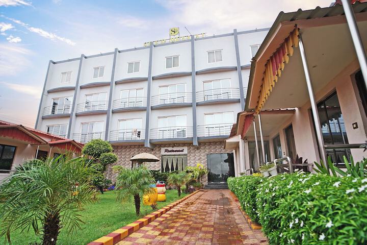 Hotel 77 of 90
