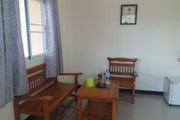Room 11 of 22