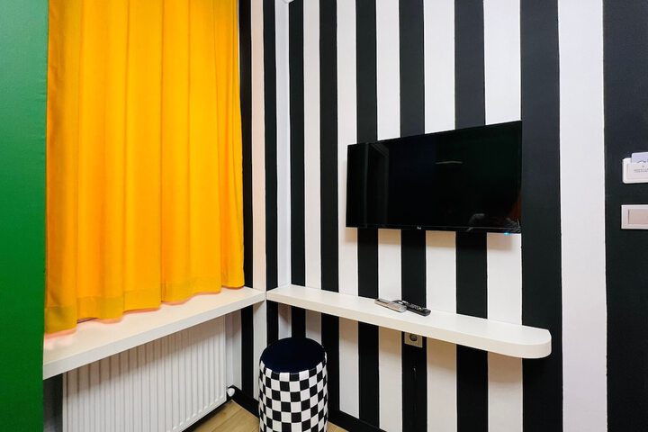 Room 38 of 65