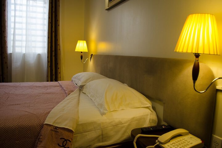 Room 42 of 87