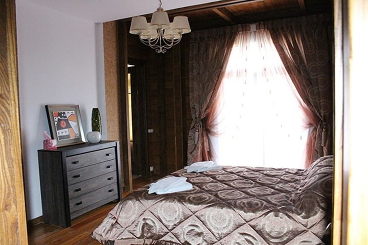 Room 8 of 55
