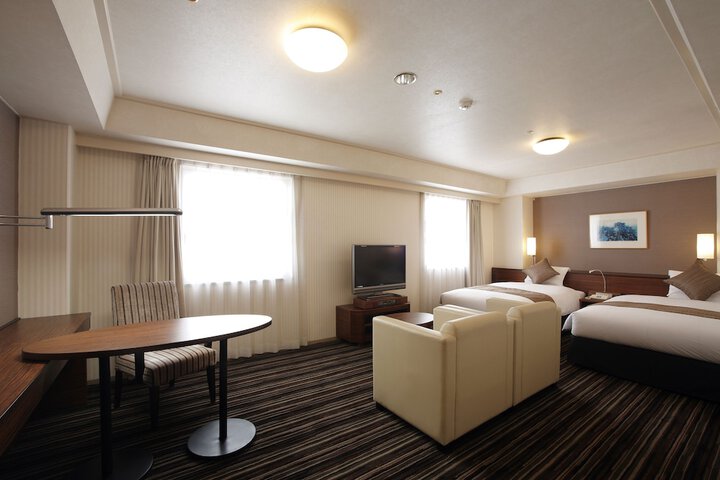 Room 14 of 50