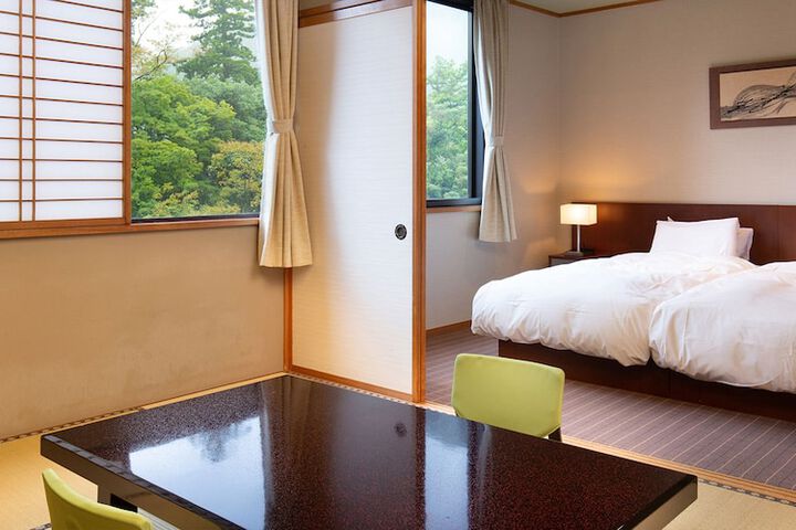 Room 14 of 63