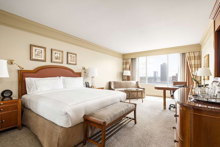 Room 45 of 182