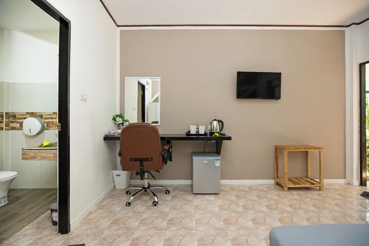Room 5 of 39