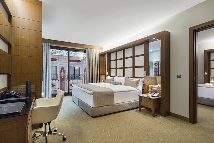 Room 13 of 41