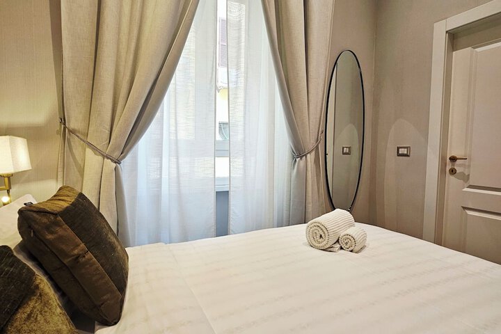 Room 12 of 68