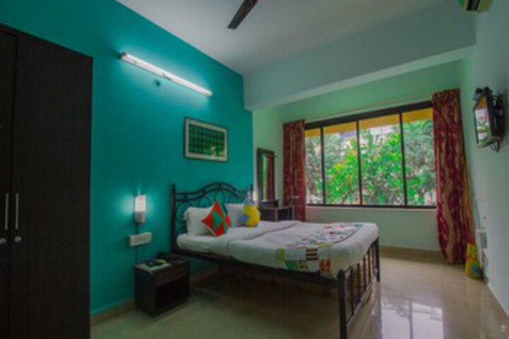 Room 18 of 25