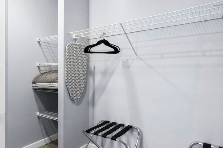 Room 183 of 232