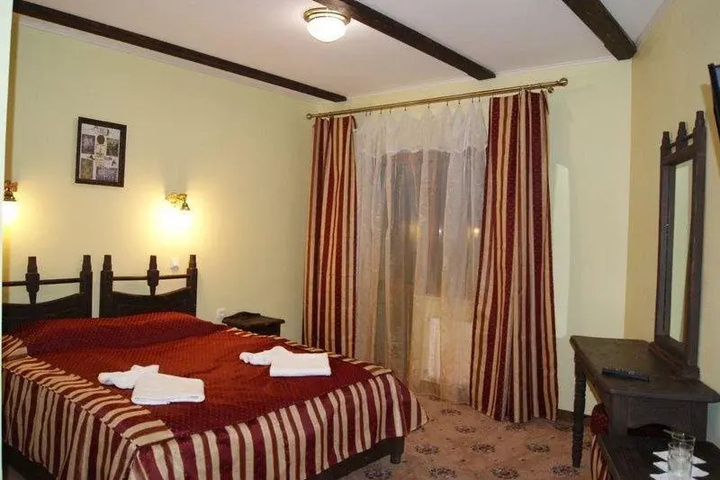 Room 5 of 21