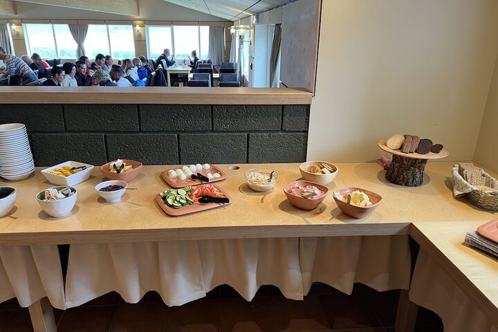 Dining 47 of 68