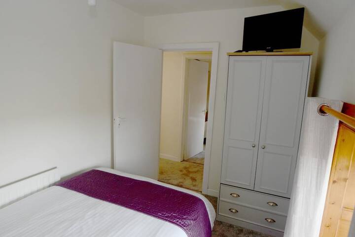Room 15 of 25