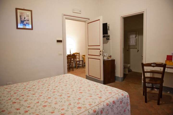 Room 16 of 26