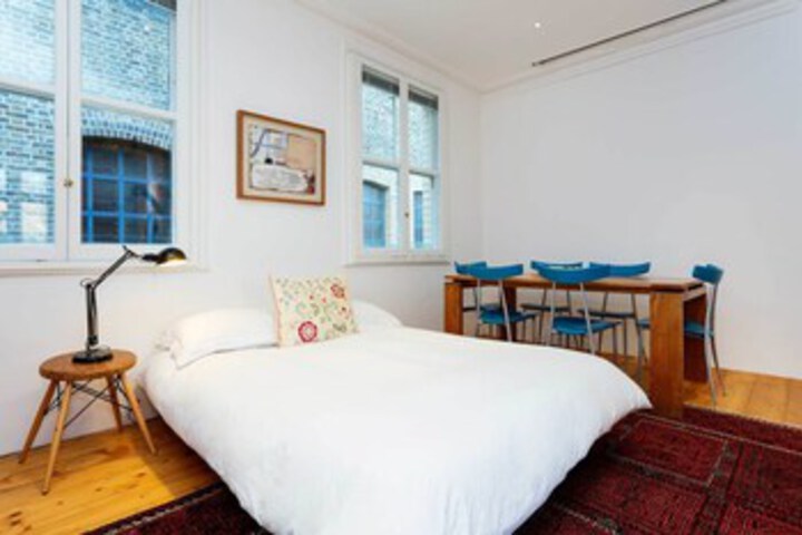 Room 12 of 14