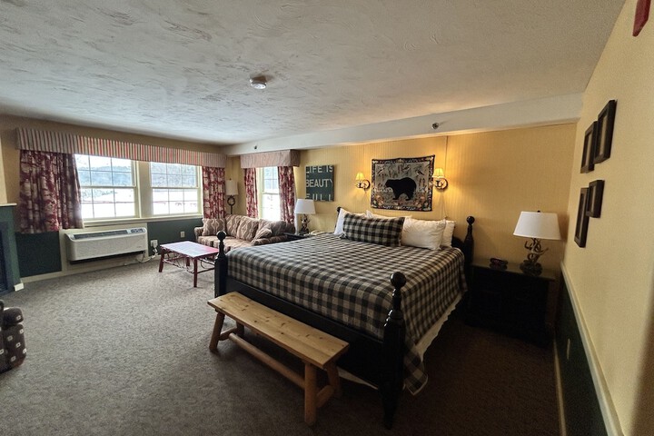 Room 62 of 259