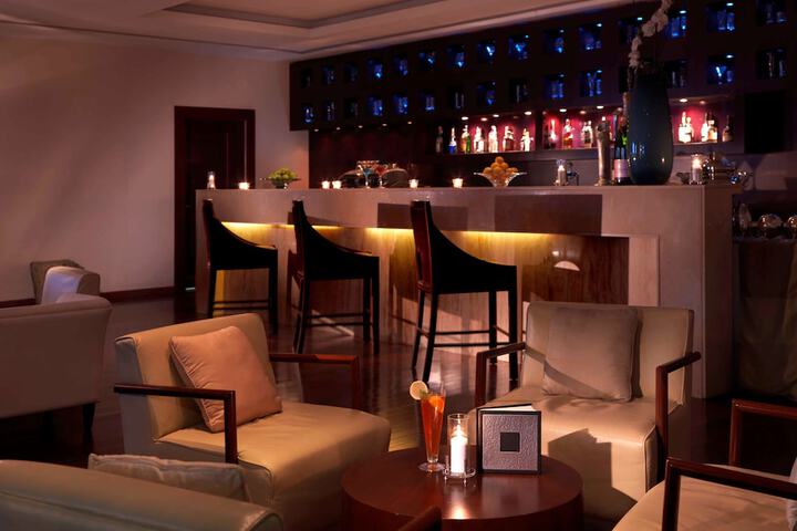 Lounge 139 of 168