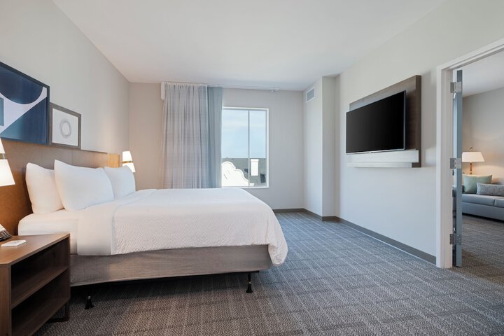 Room 14 of 61