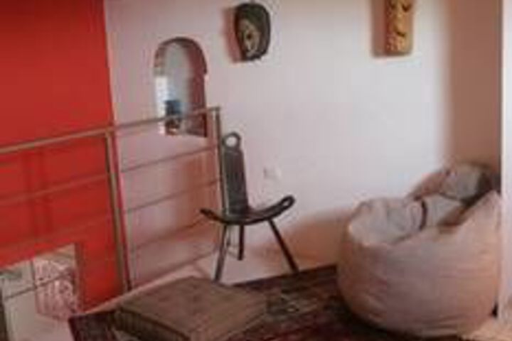 Room 14 of 25