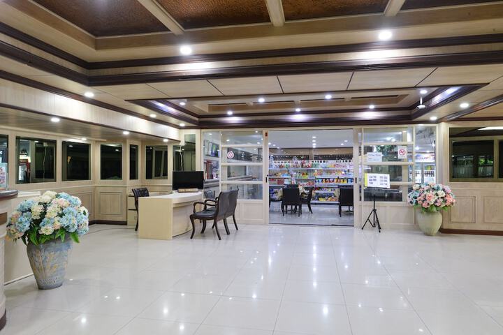 Lobby Entry