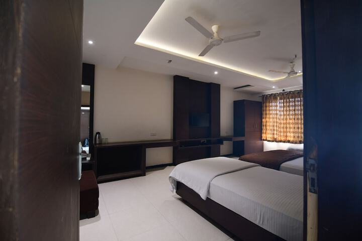 Room 14 of 57