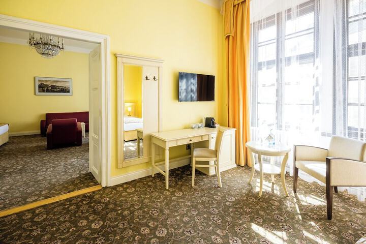 Room 59 of 119